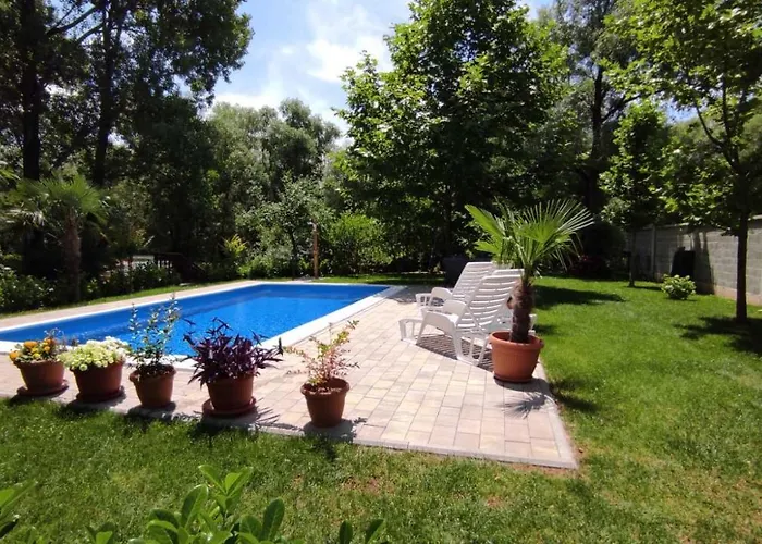 Guest house Natura *